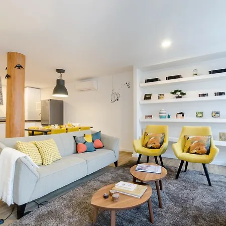 Apartment The Loghouse Lisbon