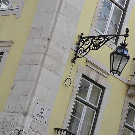 Apartment The Loghouse Lisbon